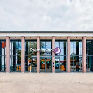 فندق Premier Muenchen Airport Sued, هالبرغموس